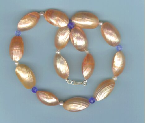 Orange Shell Pearl Necklace